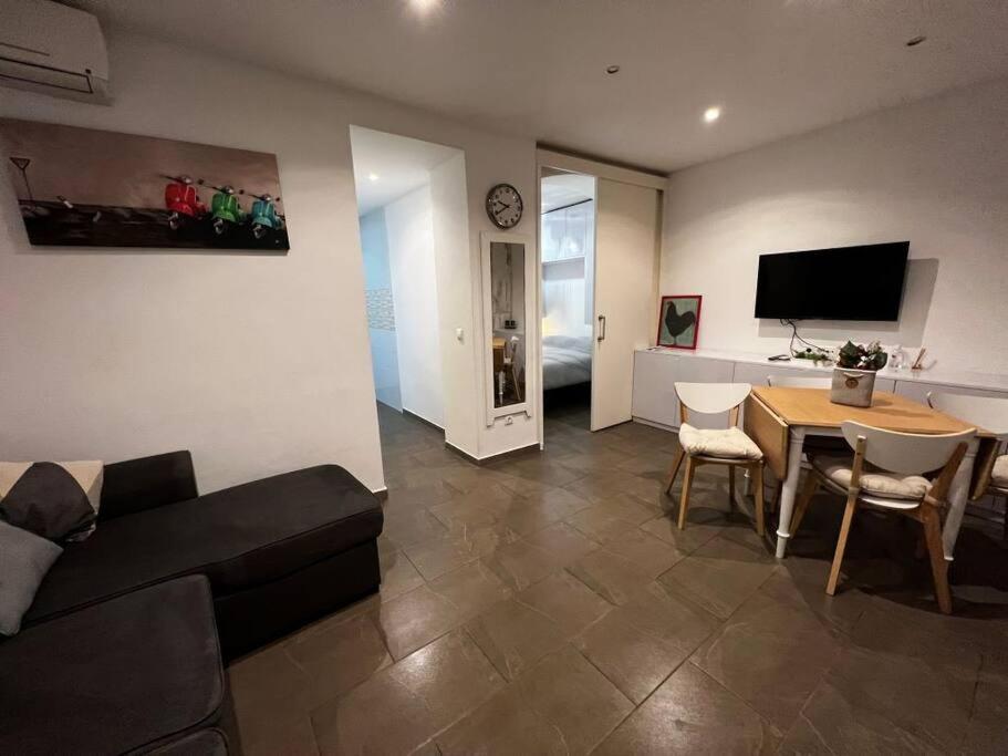 Great Apartment Close To Plaza De Torres Alicante Eksteriør billede
